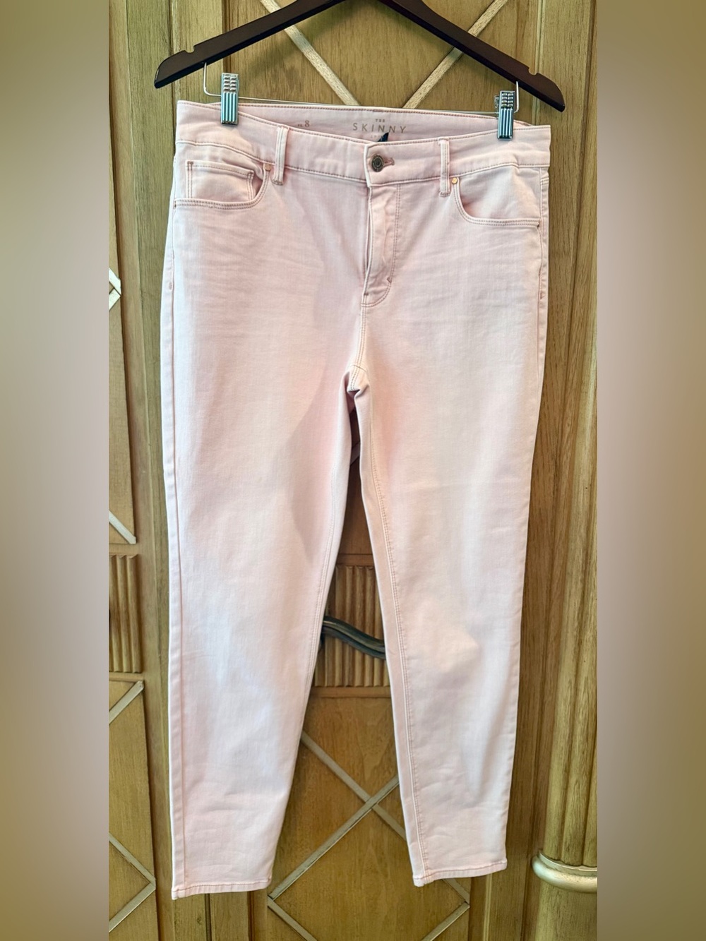 White House Black Market Pale Pink Mid-rise Ankle Jeans